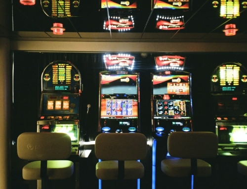 Which type of slot machine is easier to win: Physical or Online ?